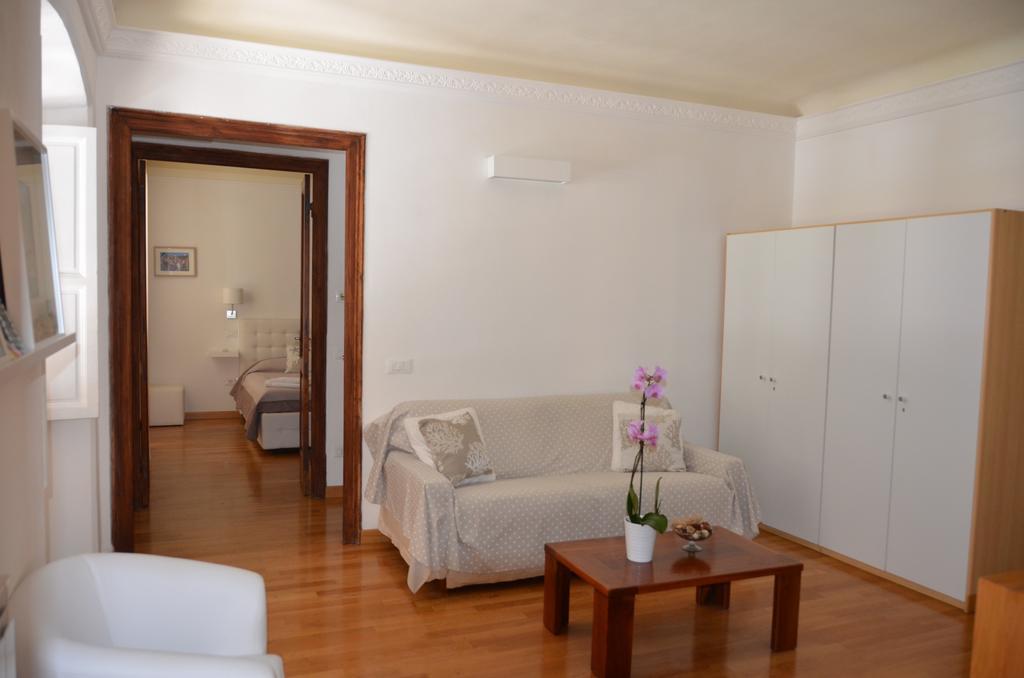Il Portico - To Go 5terre
